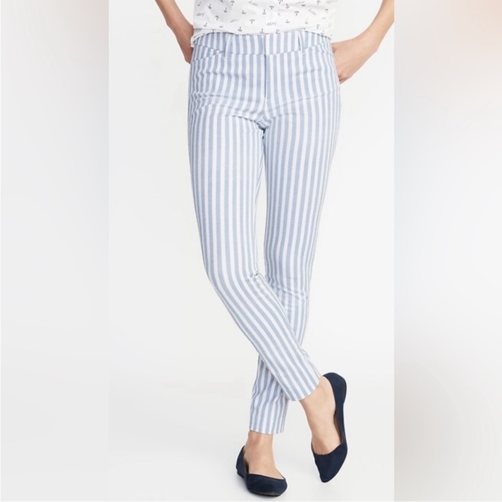 Old Navy Blue and White Striped Ankle Pant